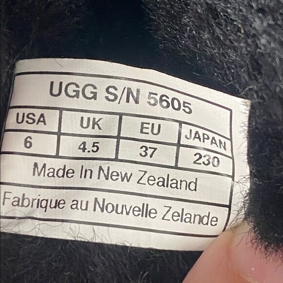 WOMEN'S UGG SUNDANCE REVIVAL BRAID BLACK TALL BOOT Sz 6 Boho Western Winter - Picture 7 of 14